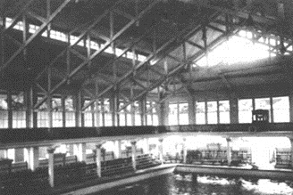 A piscina construída em 1919 A piscina construída em 1919